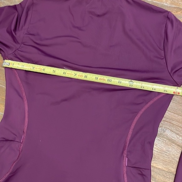 Title Nine 1/4 zip Paradigm Sports Top - Picture 11 of 12